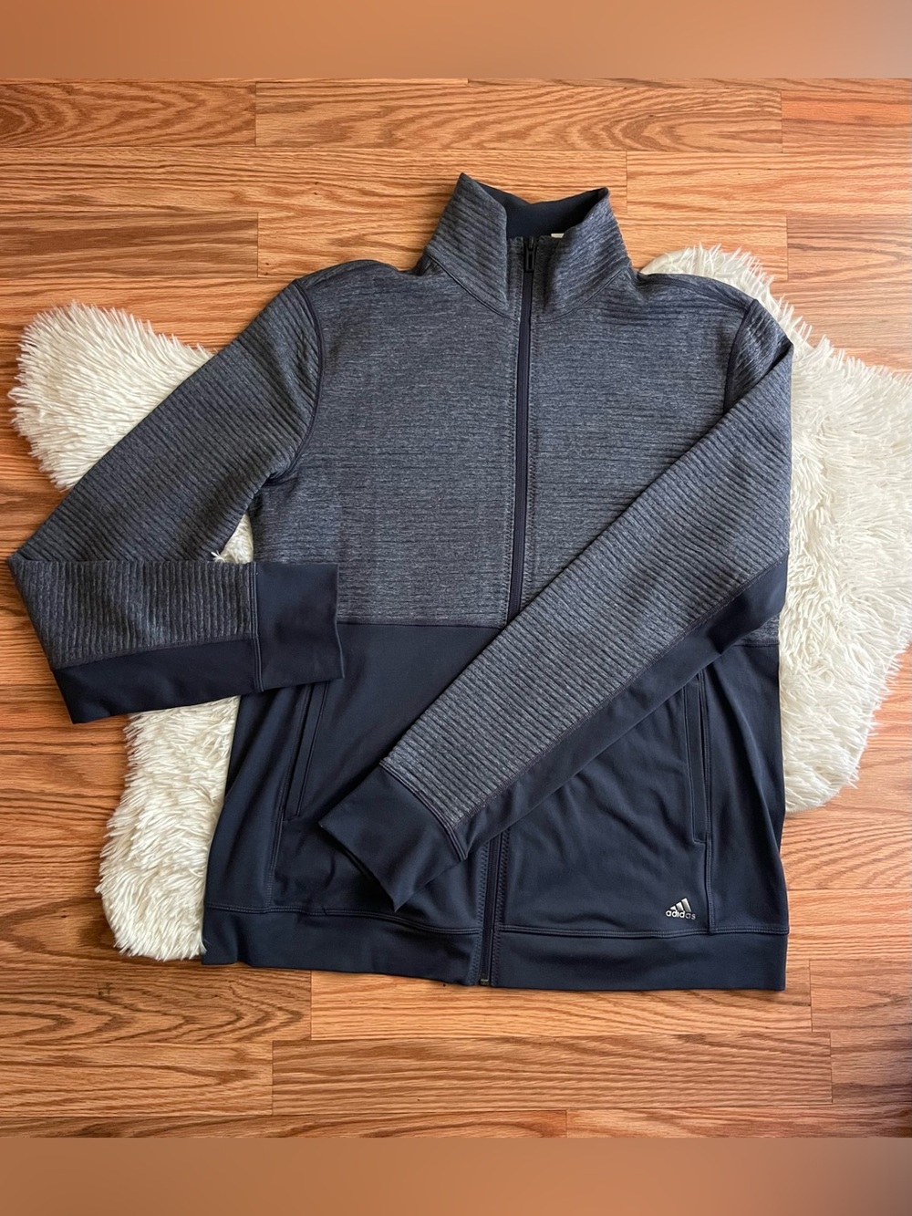 Women’s Adidas Full Zip Large